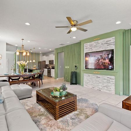 Stylish Cozy Family Getaway With Private Pool And Lake View Kissimmee Exterior photo