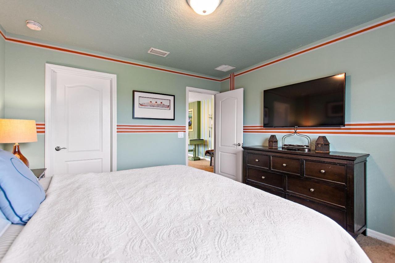 Stylish Cozy Family Getaway With Private Pool And Lake View Kissimmee Exterior photo